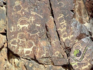 Bichigt - Thousands of ancient rock engravings